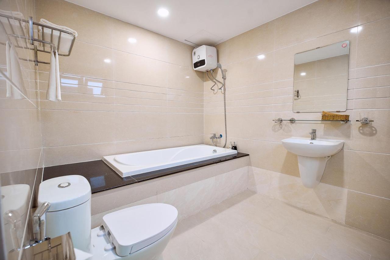 Hotel White House *
